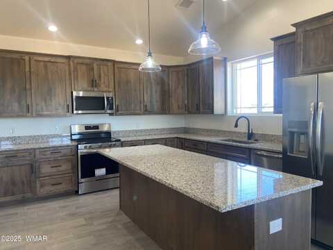 2820 W Grapevine Lane, Snowflake, AZ 85937