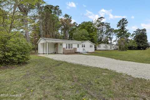 3911 Penderlea Highway, Willard, NC 28478