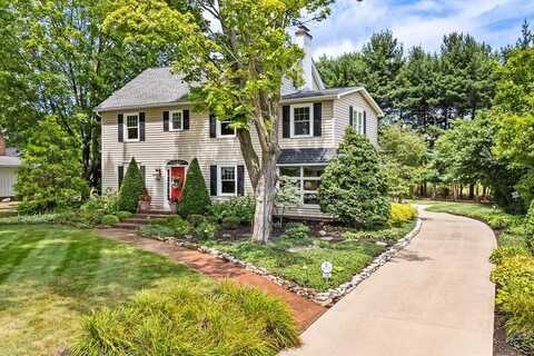 150 N Countryside Dr, Ashland, OH 44805
