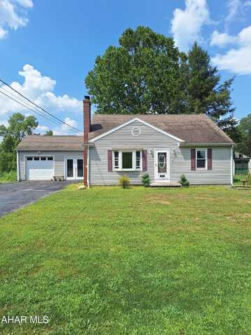 1707 Reservoir Road, Hollidaysburg, PA 16648