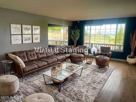 1602 Stein Rd, Yakima, WA 98908