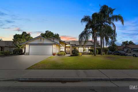 9800 Yarnell Avenue, Bakersfield, CA 93312