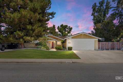 6412 Chukkar Lane, Bakersfield, CA 93309