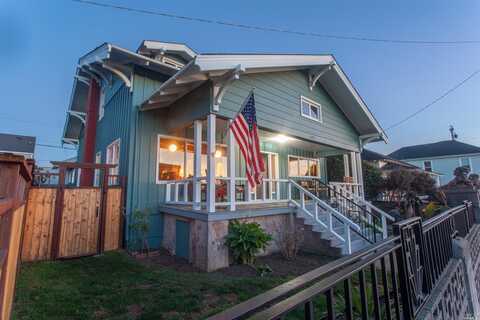 142 S Franklin Street, Fort Bragg, CA 95437