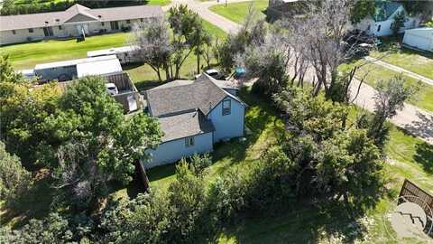 308 Tubman St, Bainville, MT 59212
