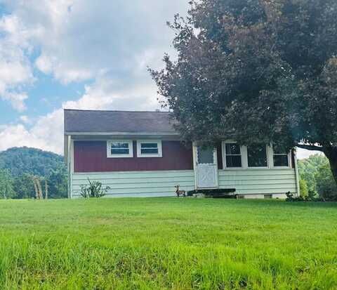 22370 MIDLAND TRAIL, VICTOR, WV 25938