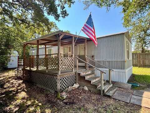 416 Leaning Oak Lane, Somerville, TX 77879