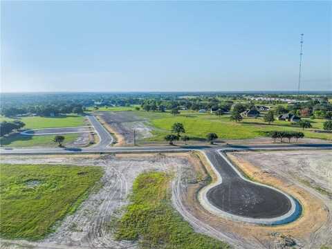 10300 Charlinda Lane, Bryan, TX 77808