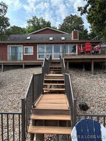 144 Oak Manor Circle, Sunrise Beach, MO 65079