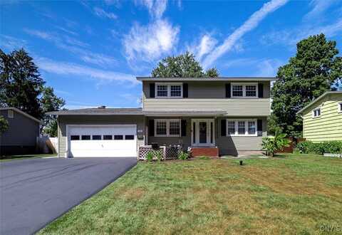 122 Riverdale Road, Clay, NY 13090