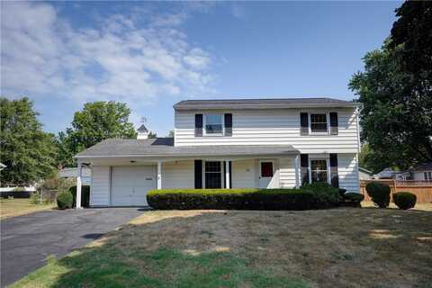 24 Courtly Cir, Greece, NY 14615