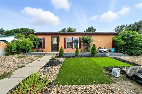 201 Spruce Avenue, Lochbuie, CO 80603