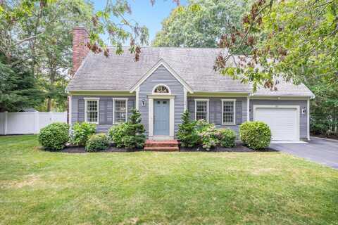 27 Dogwood Drive, Forestdale, MA 02644
