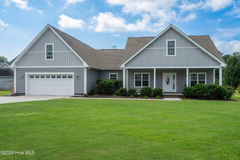 303 Angelfish Court, Newport, NC 28570