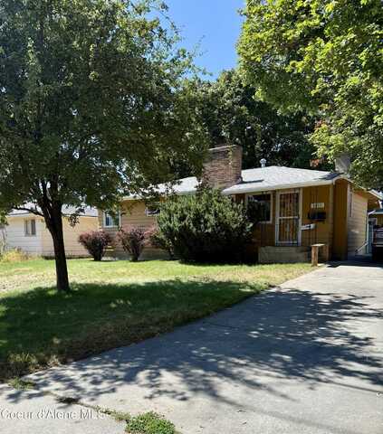 1611 N 5TH ST, Coeur D Alene, ID 83814