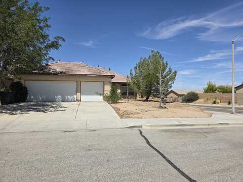 13290 Via Robles Circle, Victorville, CA 92392