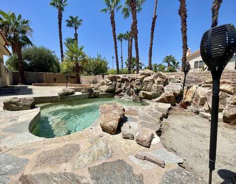 340 Augusta Drive, Palm Desert, CA 92211