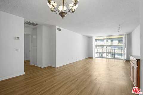 10751 Wilshire Blvd, Los Angeles, CA 90024