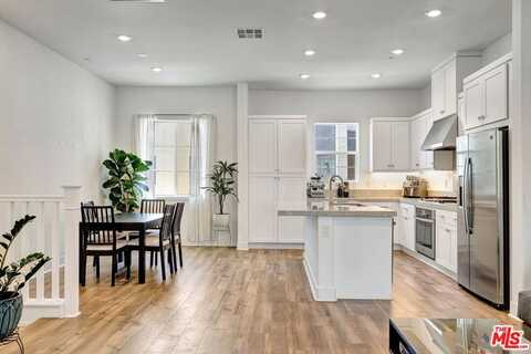 27408 Horizon View Ln, Valencia, CA 91381