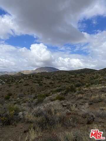 0 Na, Tehachapi, CA 93561