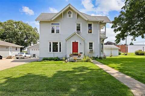 102 N Elm Street, Stanwood, IA 52337