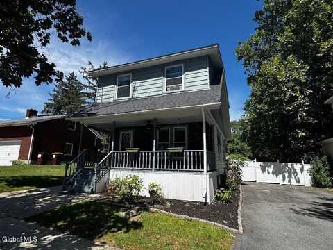 11 N Riverside Park, Mechanicville, NY 12118