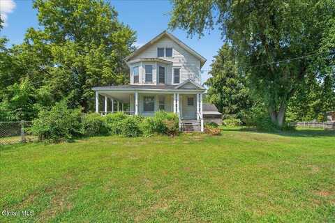 1489 River Road, Ravena, NY 12143