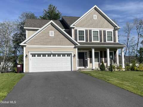 22 Bergen Place, Niskayuna, NY 12309