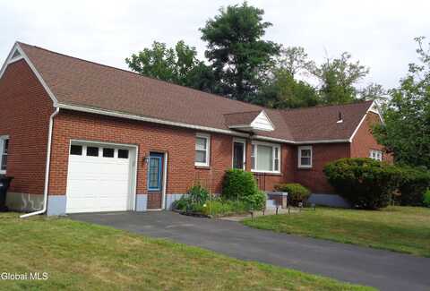 455 Wallace Road, Niskayuna, NY 12304