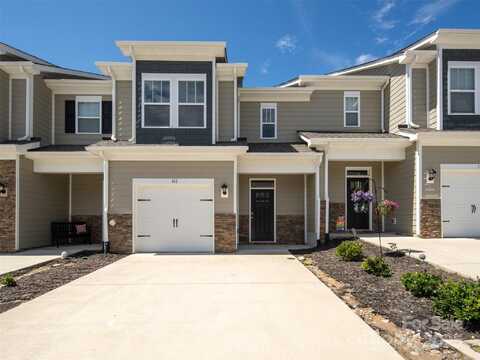 142 Creekview Road, Hendersonville, NC 28792
