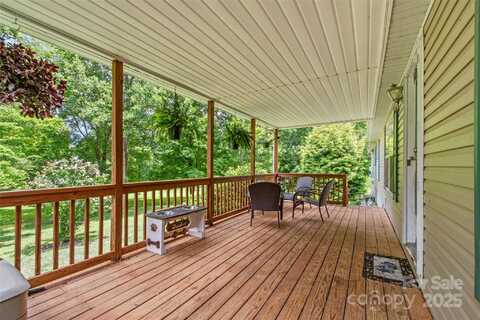 241 Upper Browns Creek Road, Burnsville, NC 28714