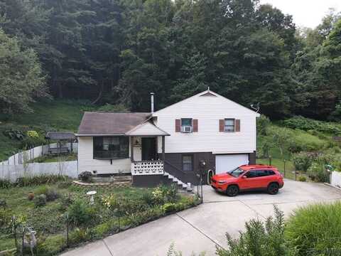 272 HIGHLAND PARK RD, Johnstown, PA 15904