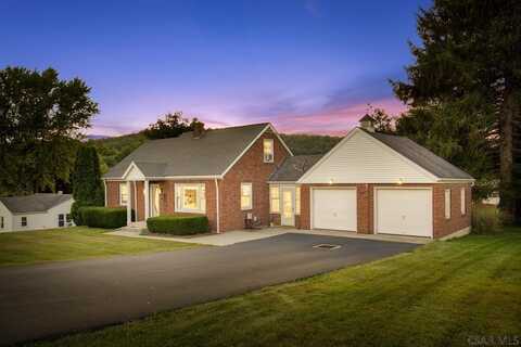 200 Hickory Street, Davidsville, PA 15928