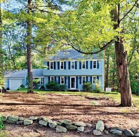 5 West Woods Road, Burlington, CT 06013