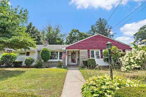 27 Hawkins Street, Killingly, CT 06239