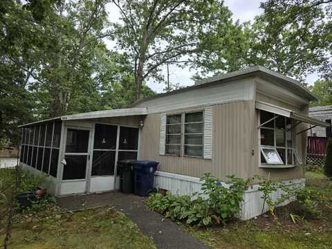 33 Long Drive, Windham, CT 06256