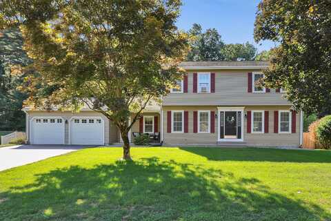5 Patricia Circle, Enfield, CT 06082