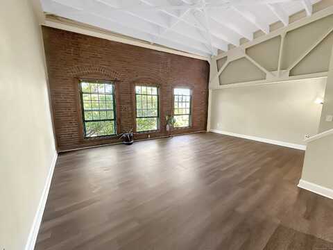 1 Front Street, New Haven, CT 06513