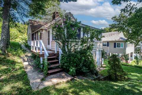 17 North Beach Drive, New Fairfield, CT 06812