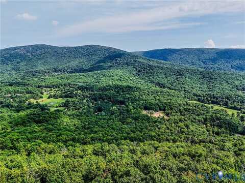 Fox Run Lane, Waynesboro, VA 22980
