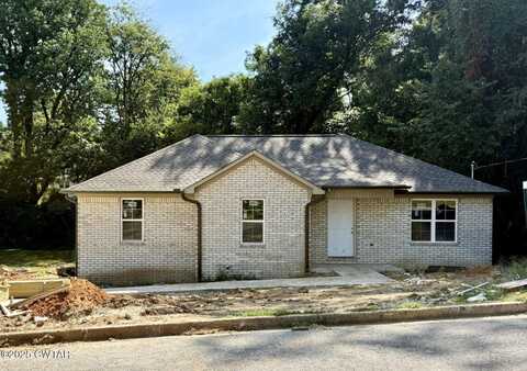 1216 Woodlawn Avenue, Dyersburg, TN 38024