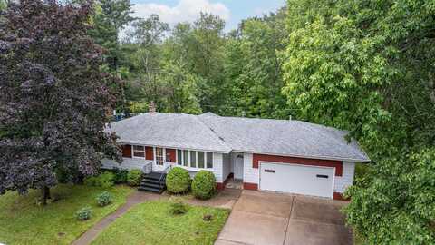 919 89th Ave W, Duluth, MN 55808