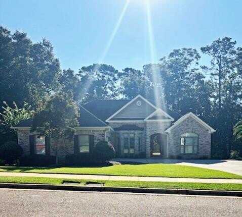211 Wicklow Drive, Dothan, AL 36303