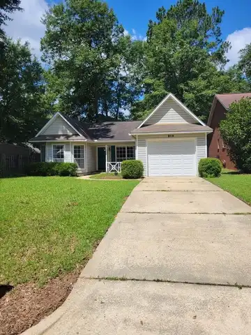 318 Darlington Circle, Dothan, AL 36301