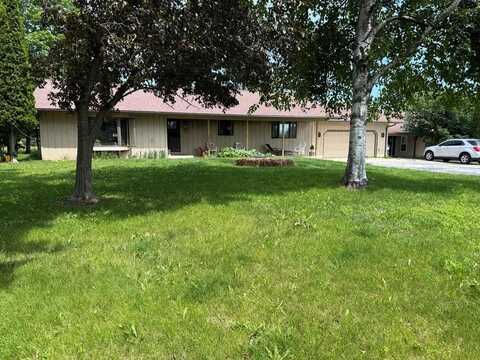 12252 Hwy 42, Ellison Bay, WI 54210