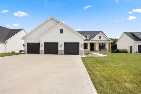 1009 W Aspen Ridge Circle, Polk City, IA 50226