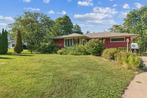2936 E Tiffin Avenue, Des Moines, IA 50317