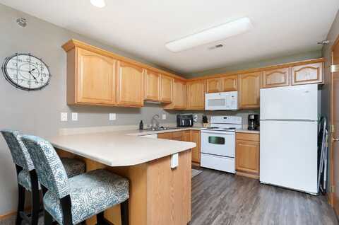 701 SE Dovetail Road unit: 4, Grimes, IA 50111