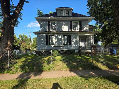1535 E 13th Street, Des Moines, IA 50316