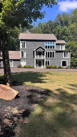 1833 Woodvalley Drive, DALTON, GA 30720